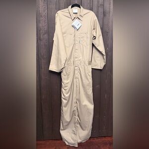 Lake Land NWT Mens FR Fire Resistant Coveralls Sz M Tan Protective Work Wear NEW